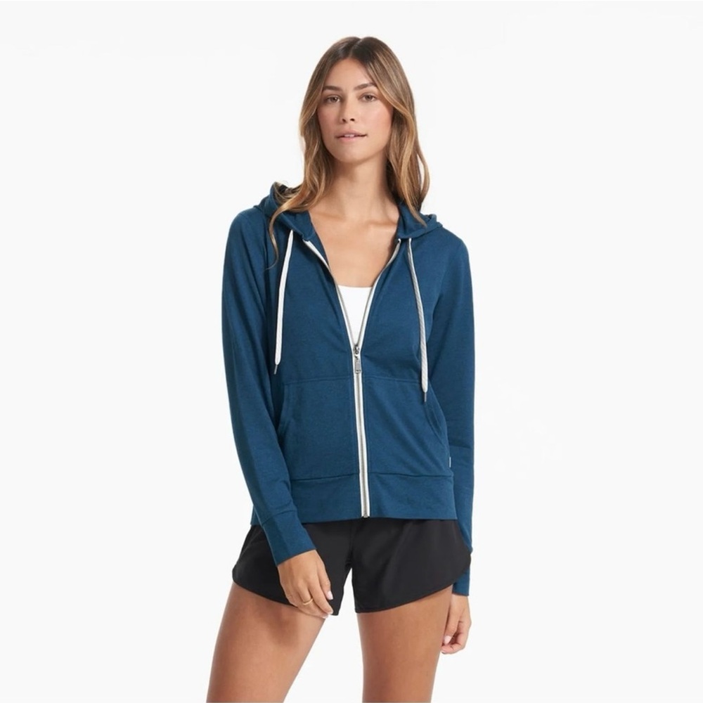 Vuori Green Zippered Hoodie Relaxed Fit